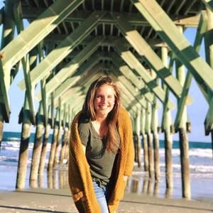 Meet your Posher, Justina